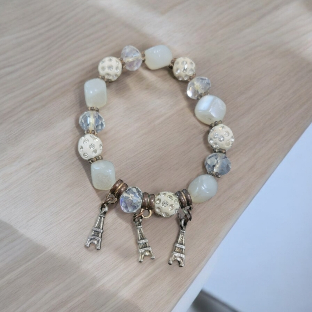 Vintage Paris Eiffel Tower Triple Charm Beaded Stretch Bracelet Cream Clear​